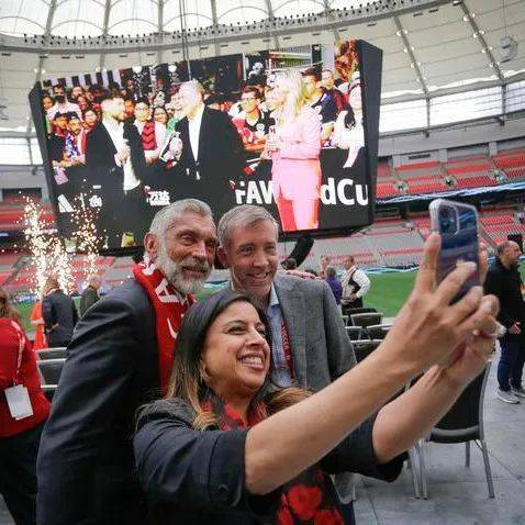 王大雷与伊,万科维奇教,练共赴赛前,世界杯外围,外围投注,世界杯竞猜,2026世界杯,投注策略